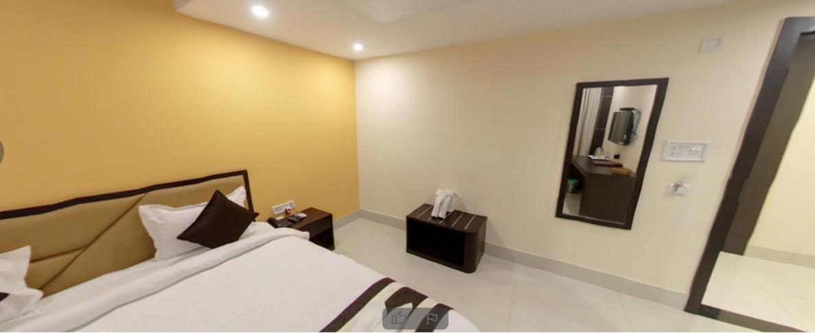 Hotel Ds International ג'משדפור מראה חיצוני תמונה
